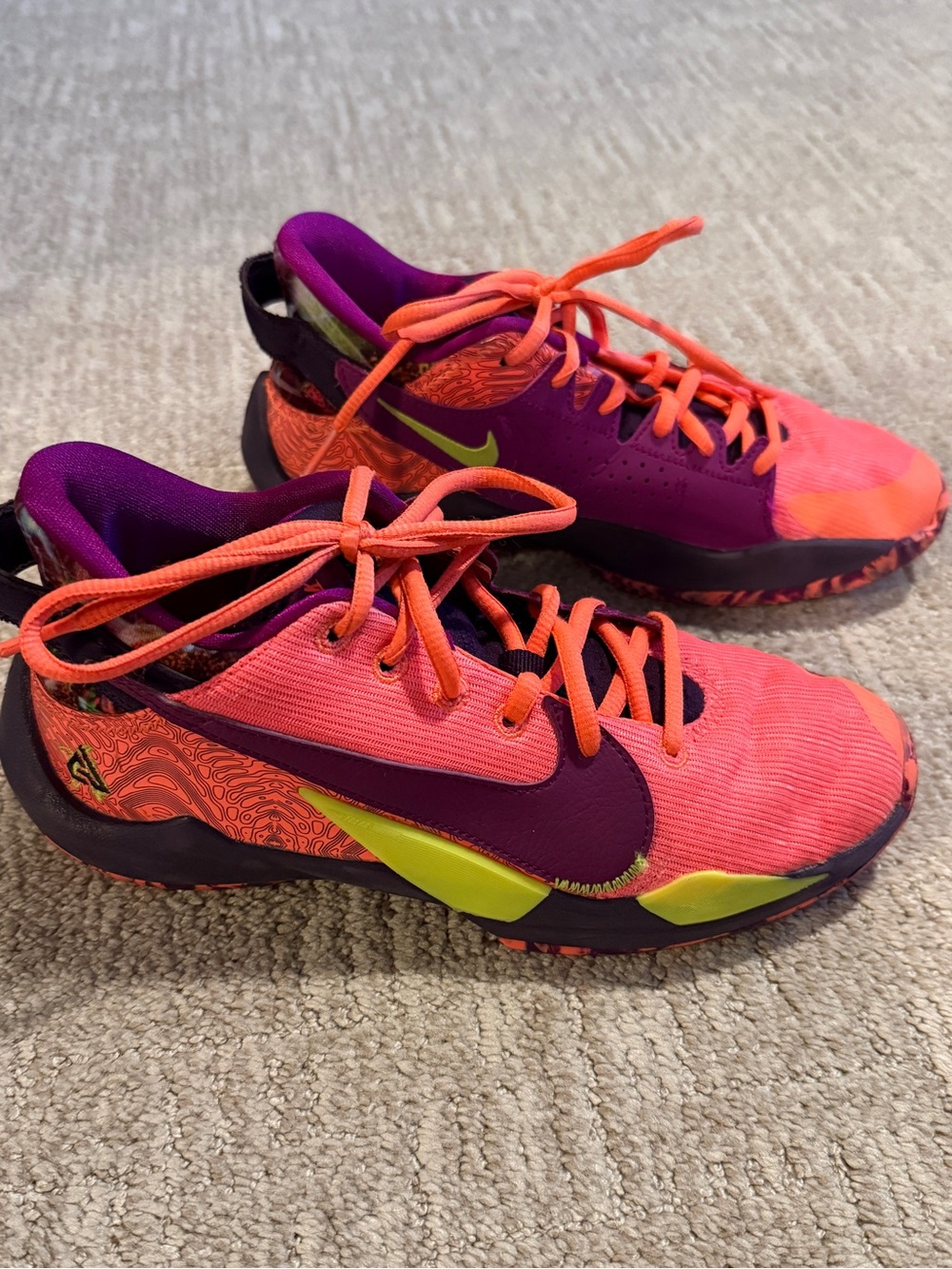 Nike Zoom Freak 2 SE Bright Mango/Red Plum-Volt Youth Size 5.5Y CZ4177-800